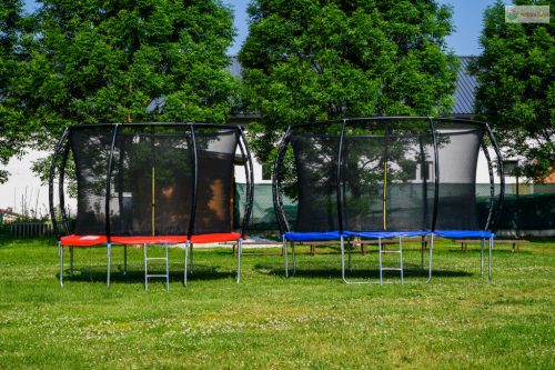 G21 SpaceJump trambulin védőhalóval, 366 cm, ajándék létrával, kék színben