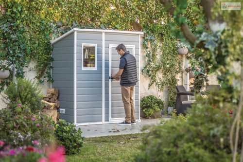 Keter MANOR 6 x 4 Penthouse kerti tároló szürke / fehér