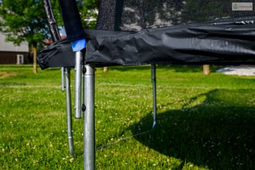 G21 SpaceJump trambulin védőhalóval, 366 cm, ajándék létrával, fekete színben
