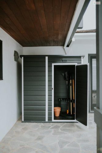 Kerti ház Keter Essential 6 x 4 sötétszürke / fehér, padlóval