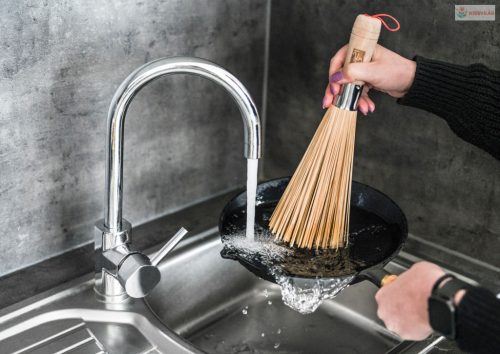 Grillszerszám G21 -bambusz kefe, serpenyők tisztításához