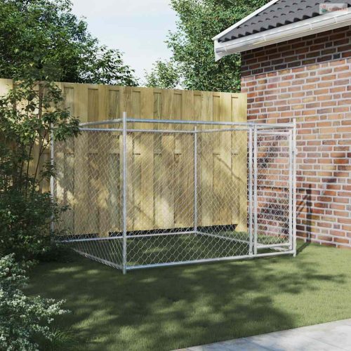 Szürke horganyzott acél kutyaláda ajtóval 2x2x1,5 m