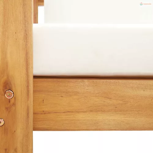 Krémszínű tömör akácfa kerti szék párnával