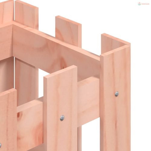 Tömör duglászfenyő növénytartó léces kialakítással 30x30x30 cm