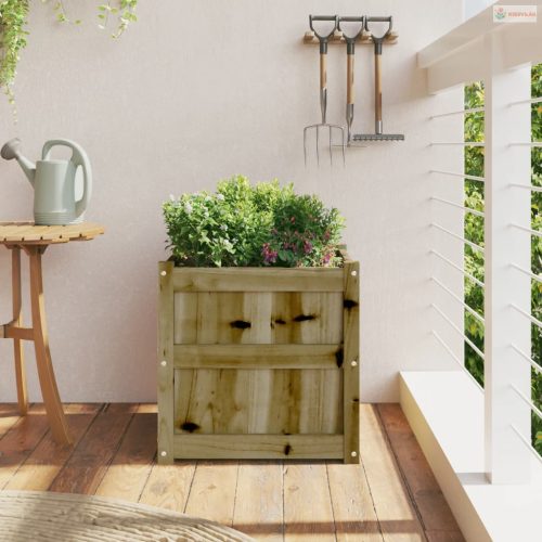 Impregnált fenyőfa kerti virágláda 50x50x50 cm