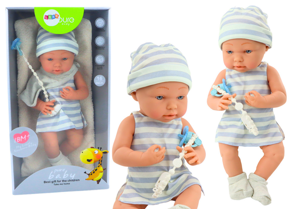 Csecsemőbaba kék-fehér ruhában, cumival és takaróval – 42 cm