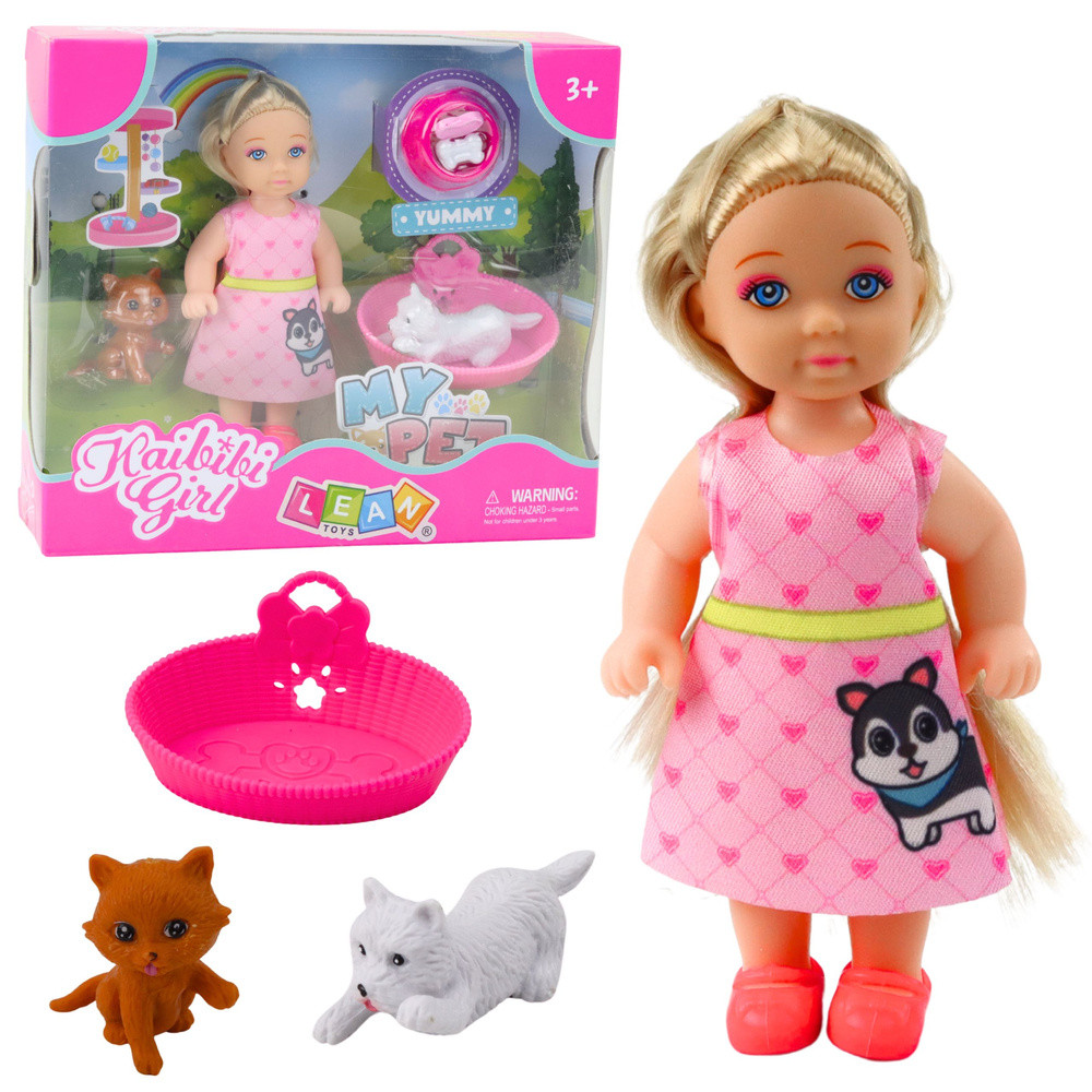 Mini baba kutyával, cicával, fekhellyel és etetőtállal