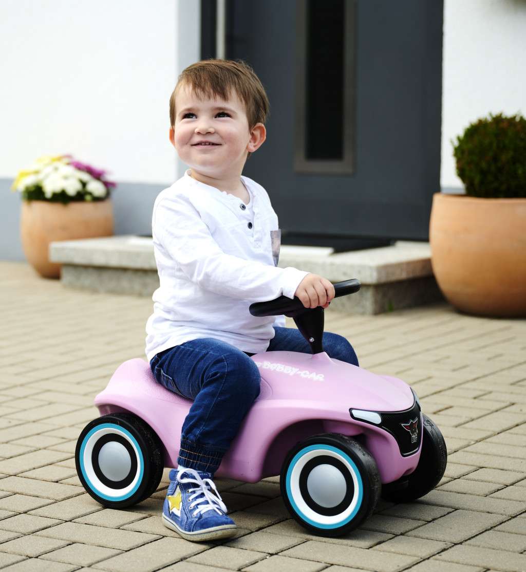 BIG Bobby Car Neo rózsaszín bébitaxi