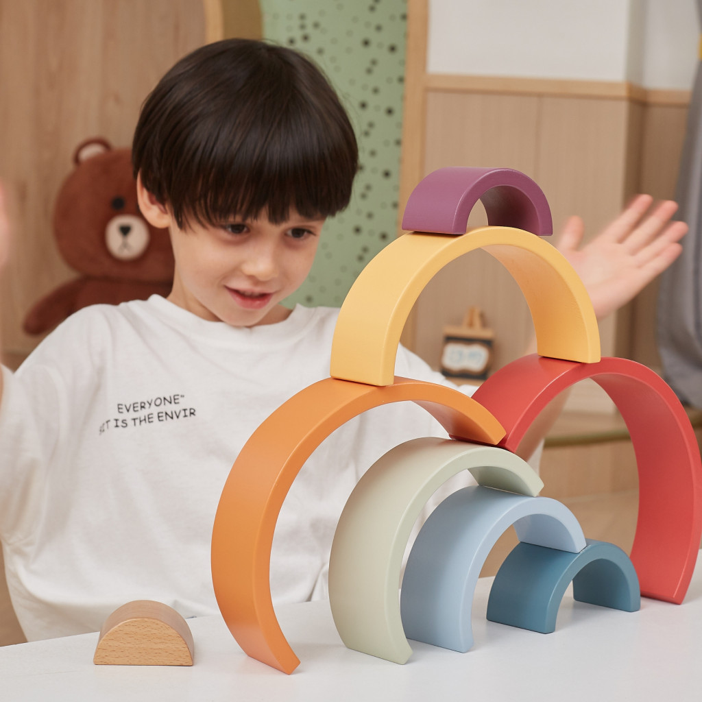 VIGA PolarB fa Montessori szivárványkirakó