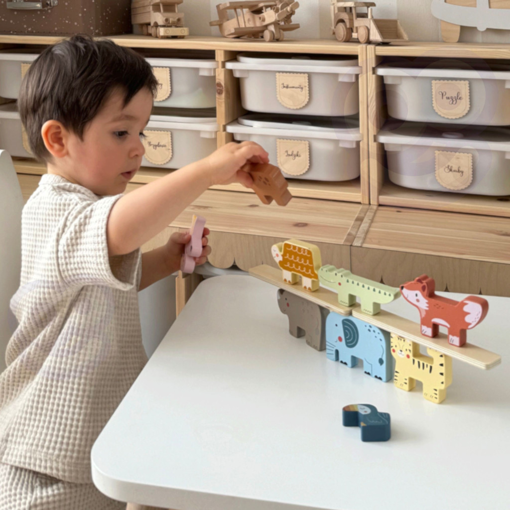 TOOKY TOY fa Montessori állatos toronyépítő, 13 részes
