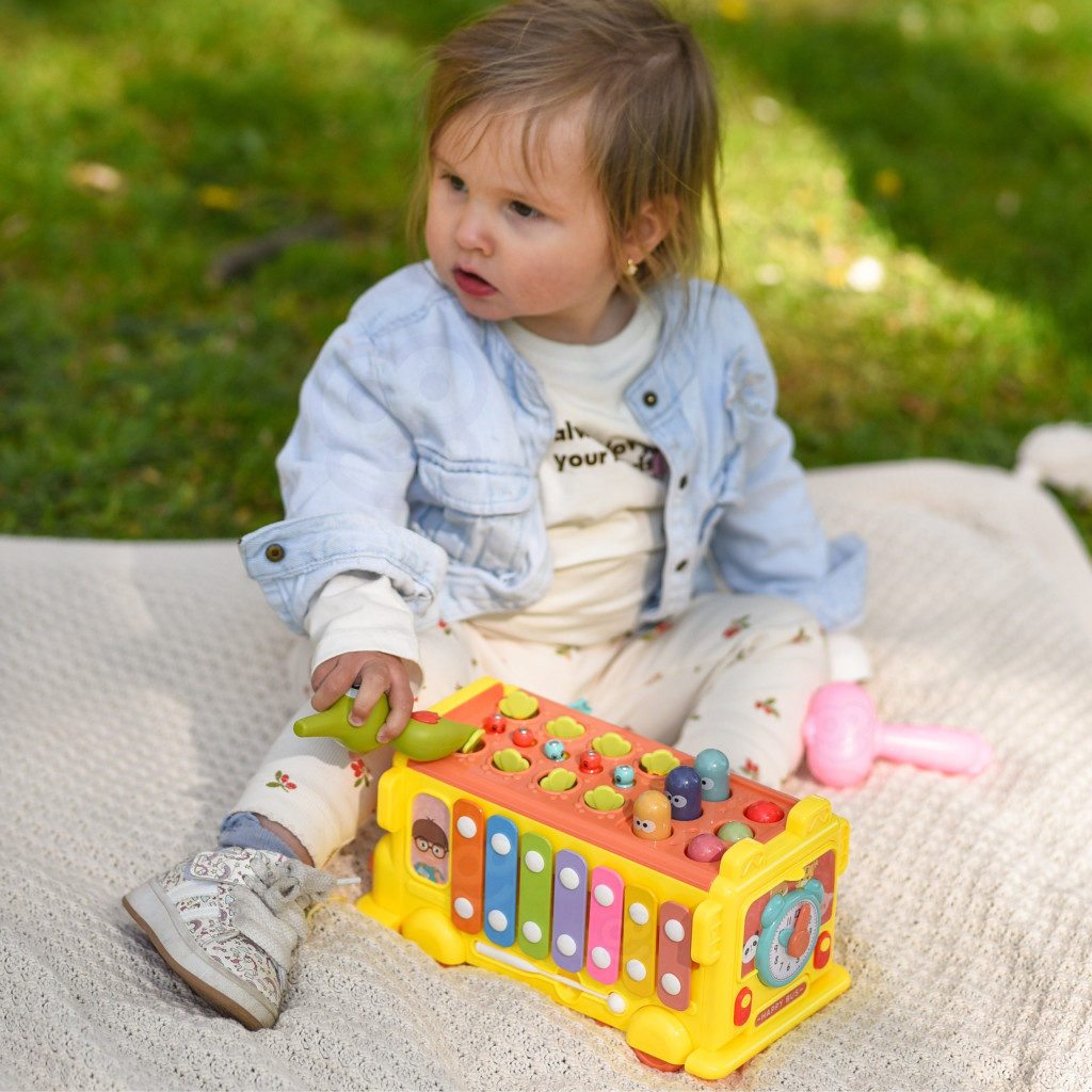 WOOPIE BABY interaktív Montessori busz 6 az 1-ben, kalapáccsal és cintányérral, 18 hónapos kortól