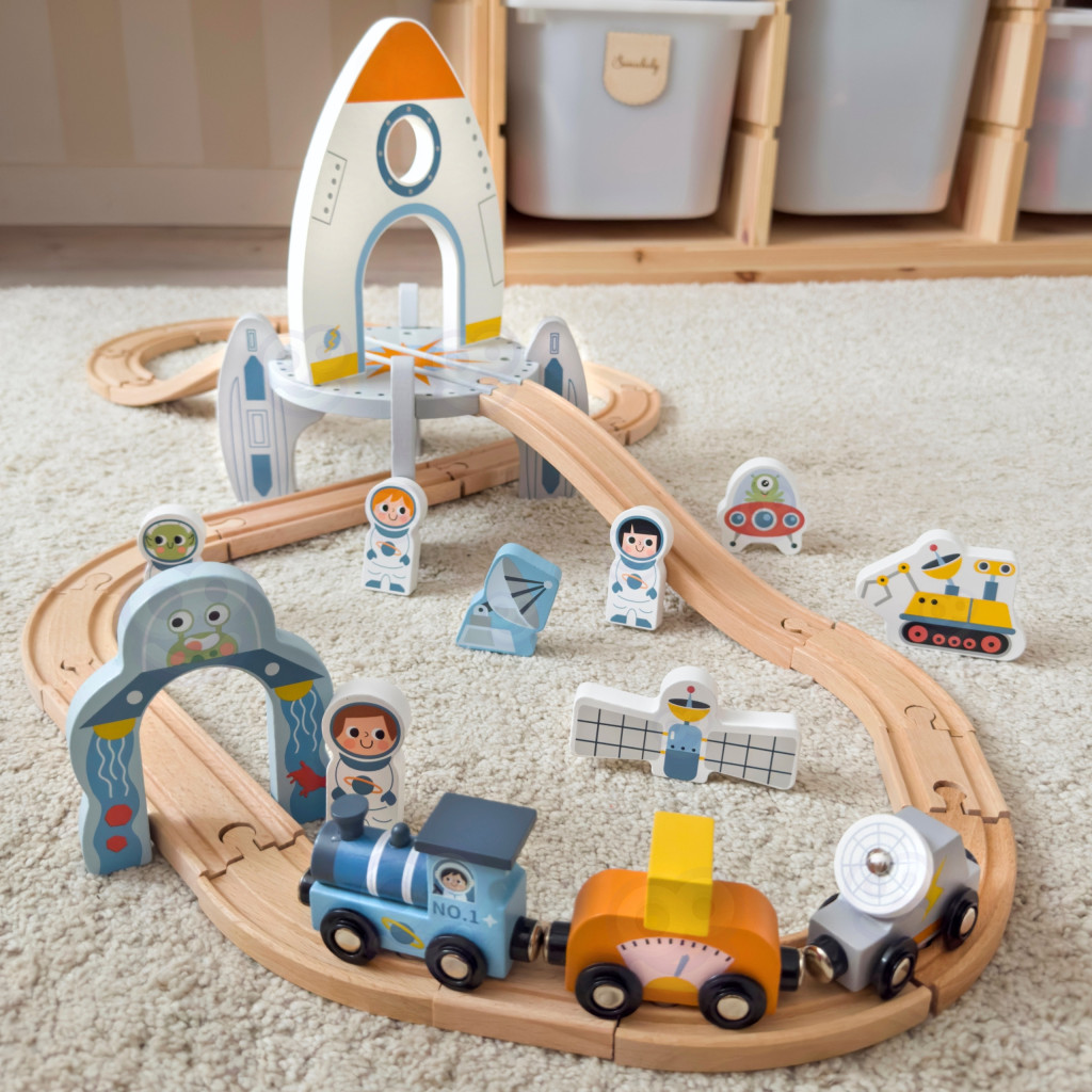 TOOKY TOY fa űrvasút-készlet rakétával