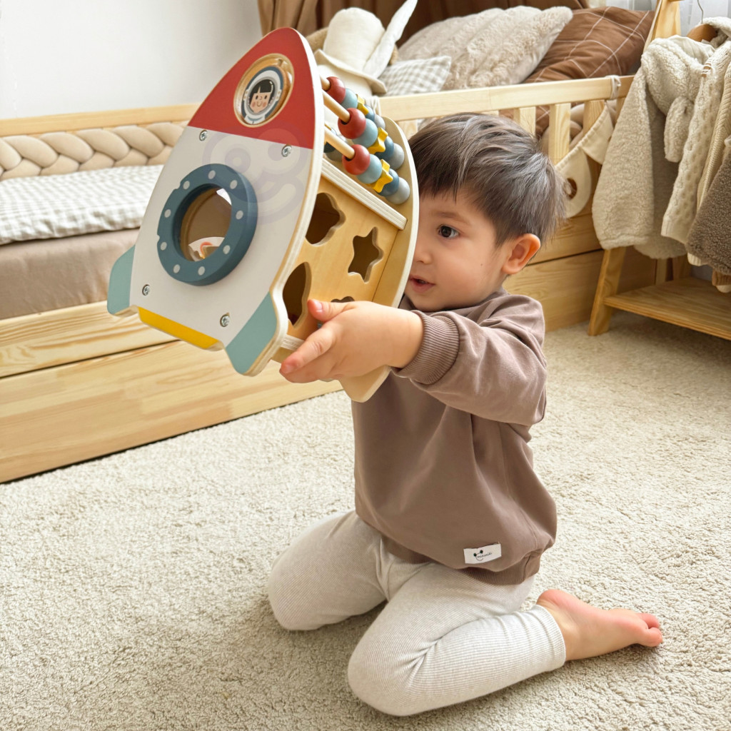 TOOKY TOY fa fejlesztő rakéta 6 funkcióval
