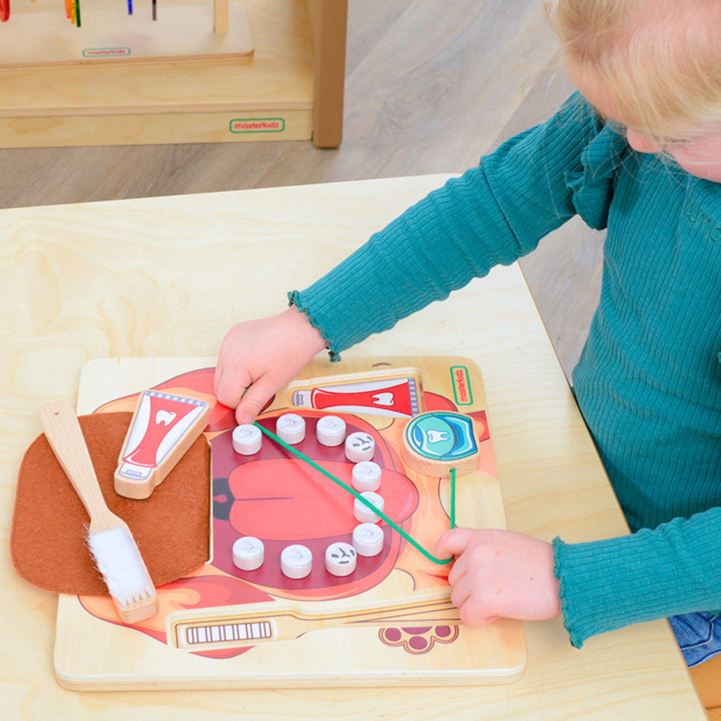 MASTERKIDZ szájhigiénés oktatótábla kutyával – Montessori
