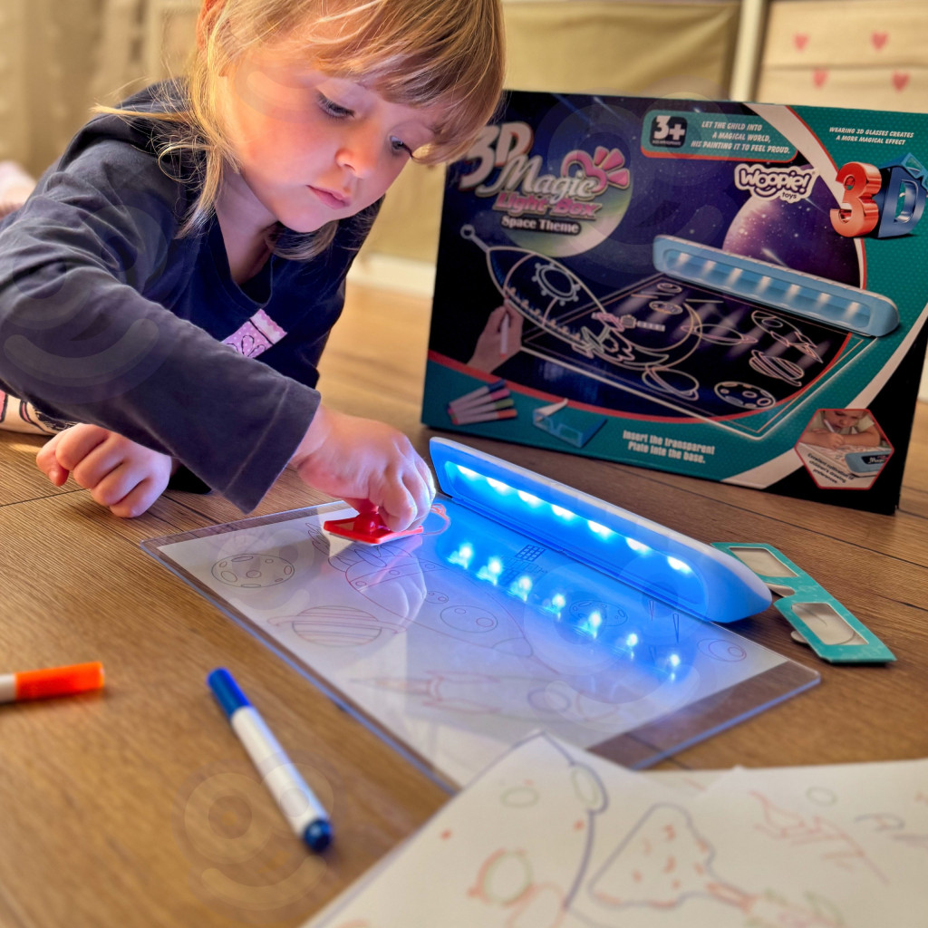 WOOPIE mágikus 3D LED rajztábla