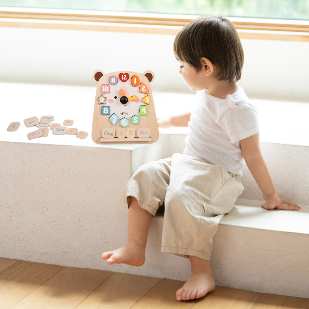 CLASSIC WORLD Montessori Mackóóra Oktató 3 az 1-ben Tanulási idő számlálása és dátum