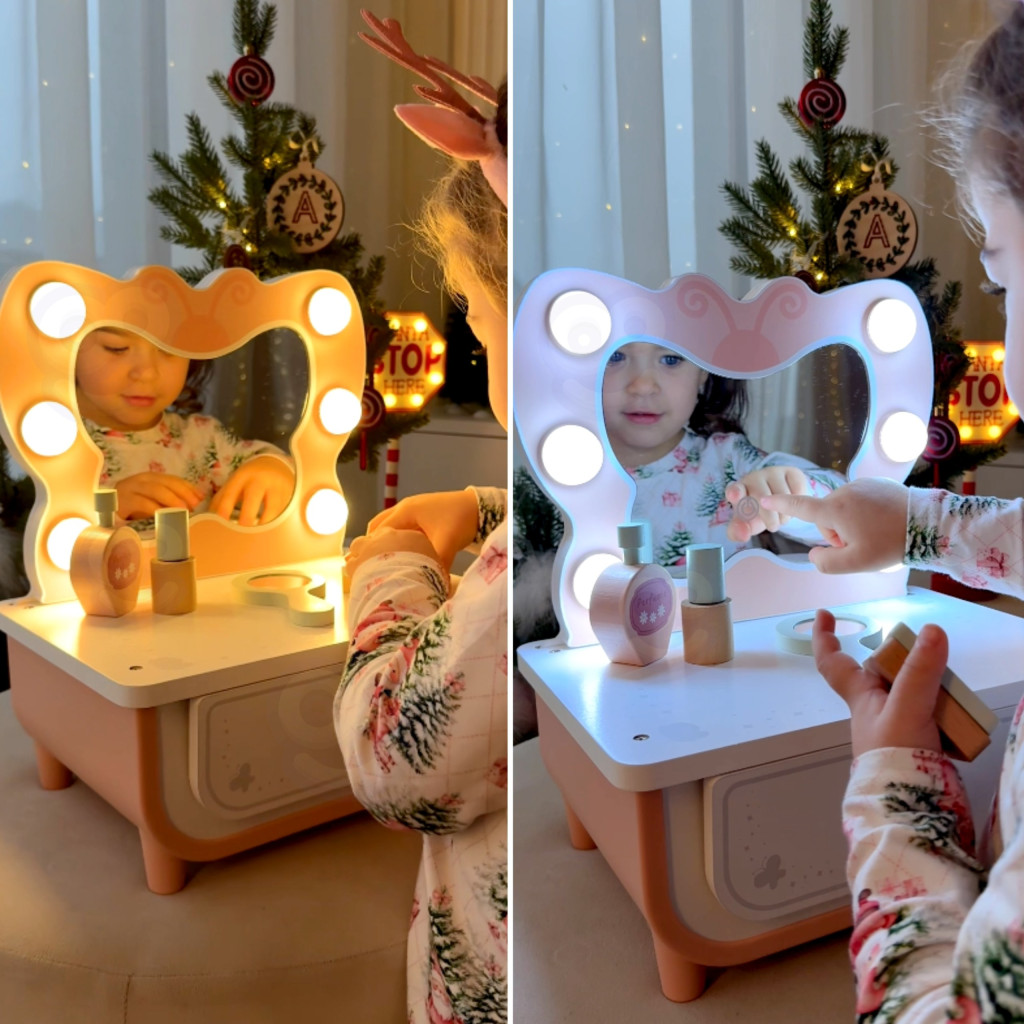 TOOKY TOY fa fésülködőasztal pillangós tükörrel, LED-világítással és kiegészítőkkel