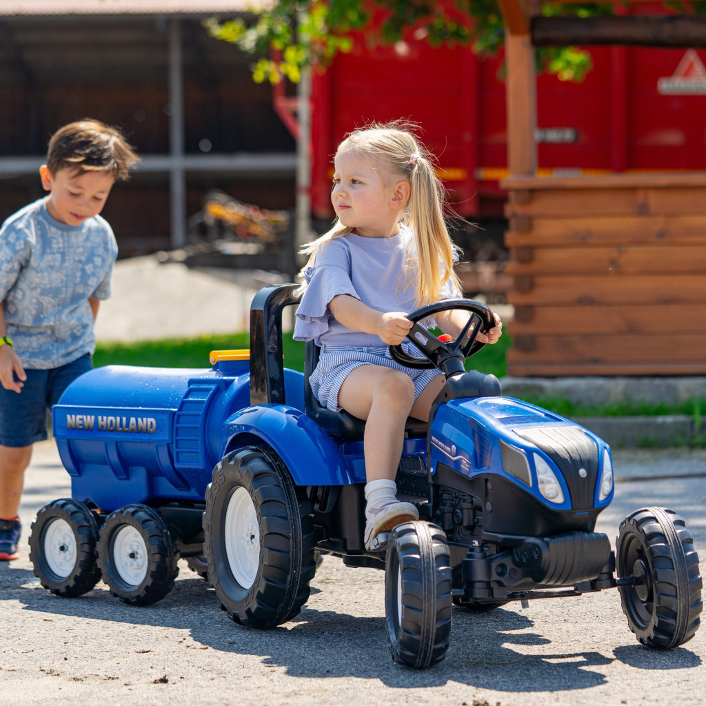 FALK New Holland kék tartálykocsi csappal és locsolóval