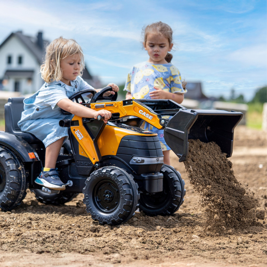 FALK Case CE pedálos markolós traktor utánfutóval