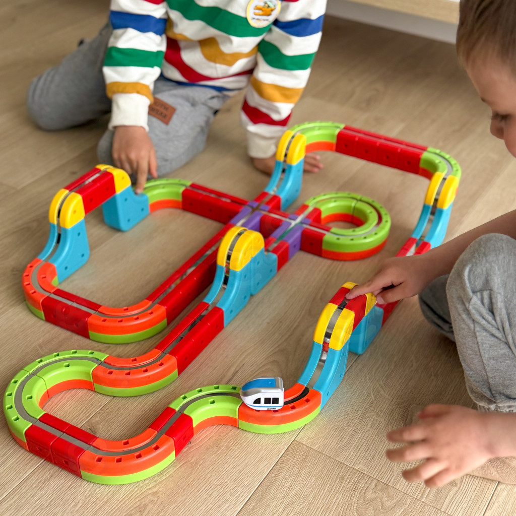Woopie Magic Cube Train mágneses vonatpálya-építő készlet, 68 részes