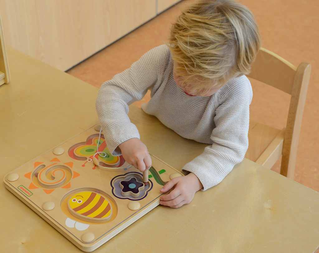MASTERKIDZ mágneses labirintus – rovarok világa