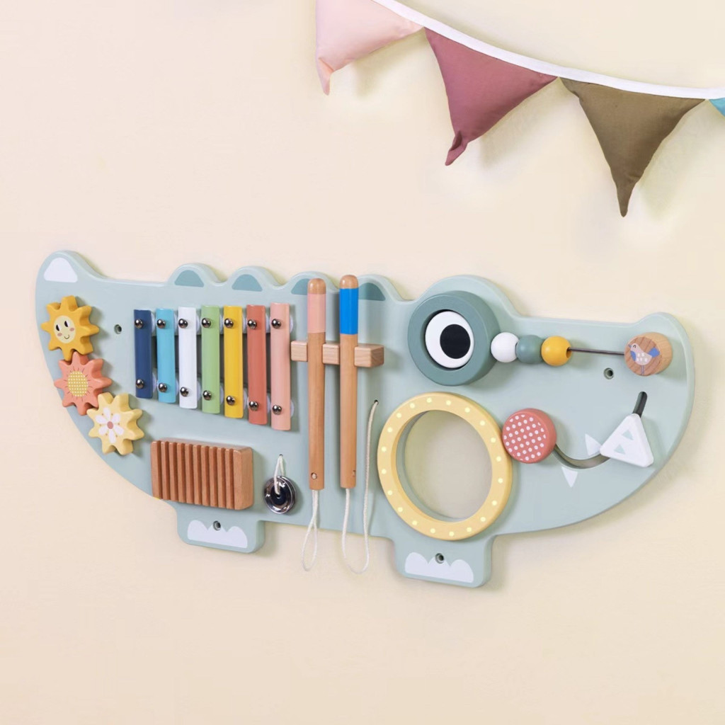 TOOKY TOY krokodil fa manipulációs falpanel, 3 részes