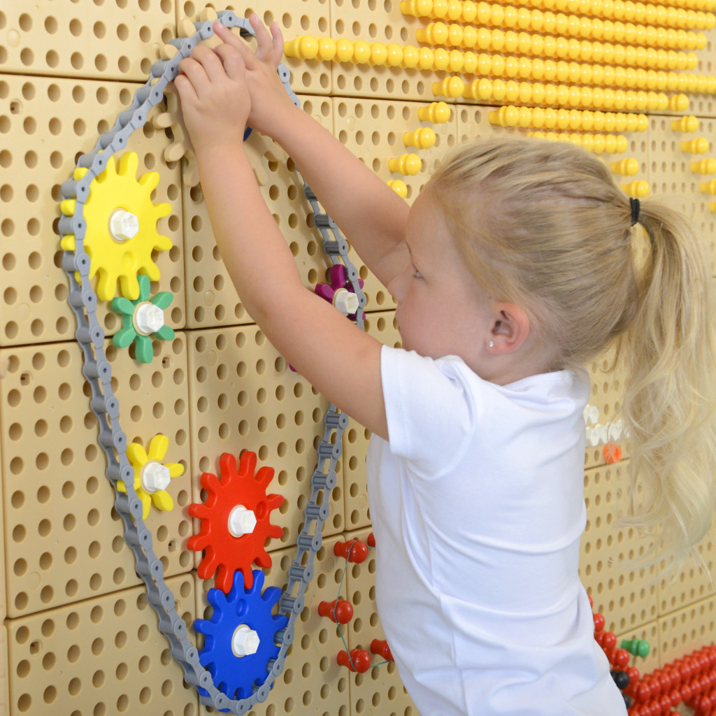 MASTERKIDZ fogaskerék-készlet – építs saját mechanizmust, STEM táblához
