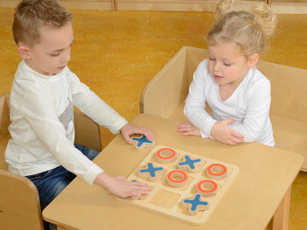 MASTERKIDZ fa amőba logikai játék gyerekeknek