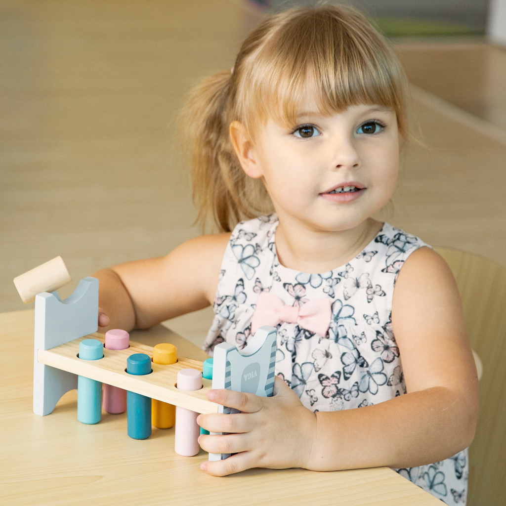 VIGA PolarB fa pad kalapáccsal – Montessori