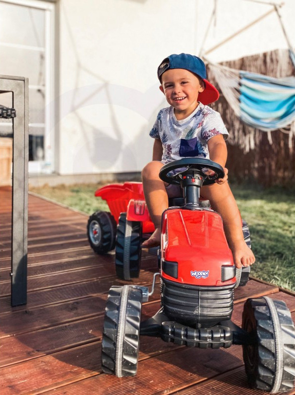WOOPIE Farmer GoTrac MAXI pedálos traktor utánfutóval – piros