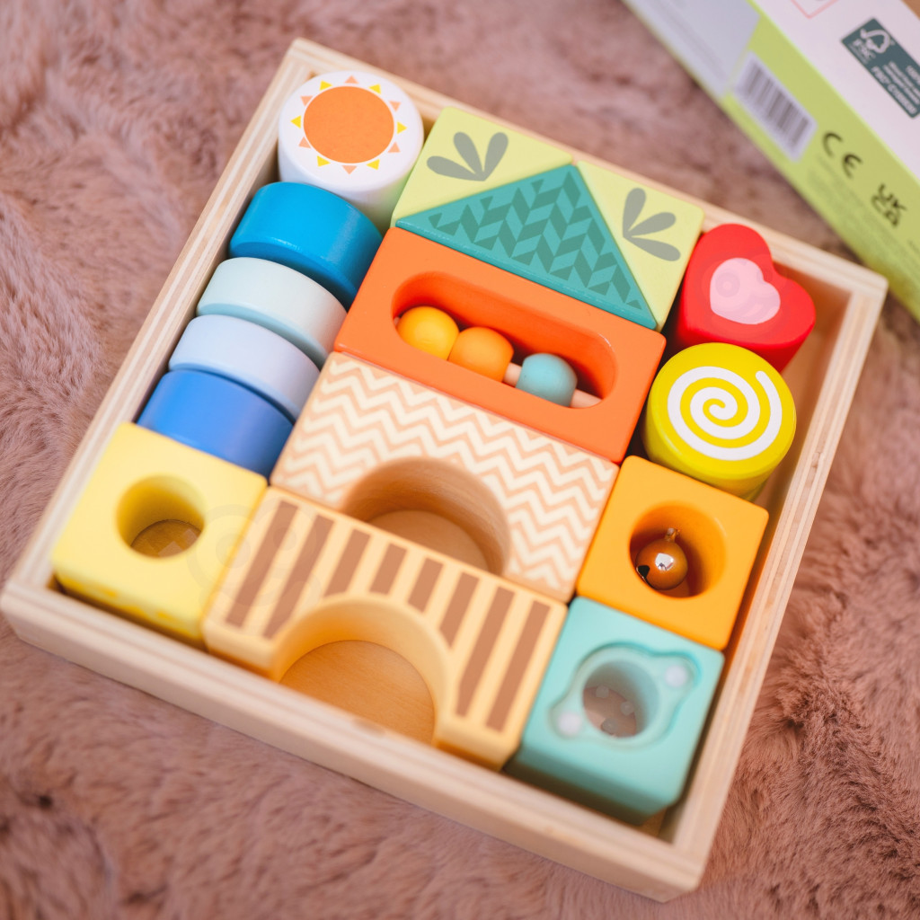 CLASSIC WORLD 7 funkciós Montessori szenzoros építőkocka-készlet, 14 részes
